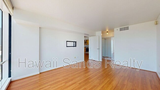 Building Photo - 1288 Kapiolani Blvd