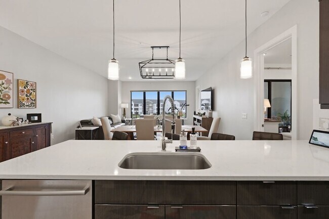 Building Photo - 199 WATERPOINT CT Unit 202