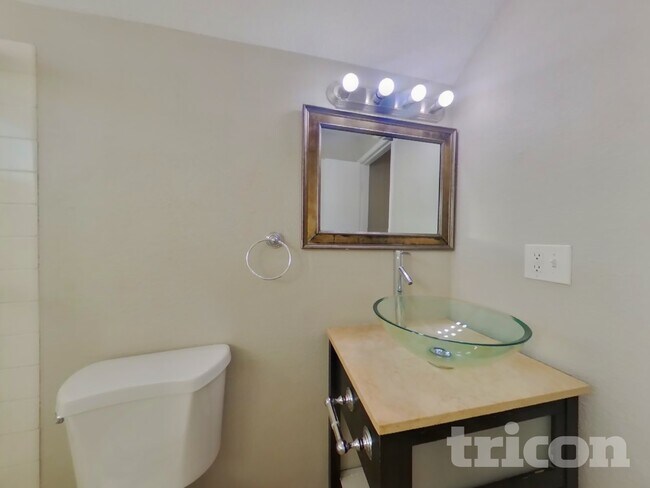 Building Photo - 602 Chyrl Way