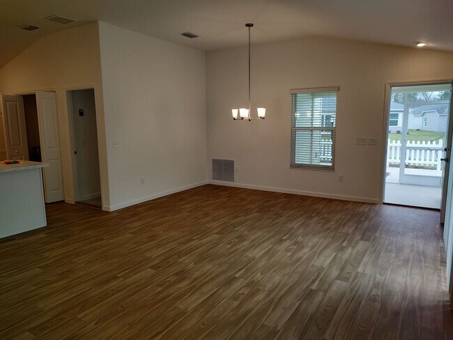 Building Photo - Ready to Rent Patio Villas in Deluna Village 55 + Community