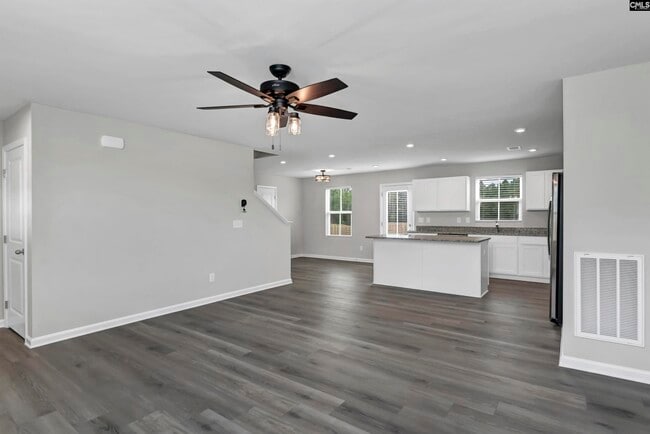 Building Photo - 3041 Blue Brook Ln