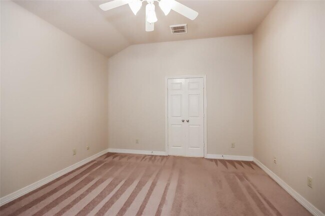 Building Photo - 2038 Lost Pine Ct