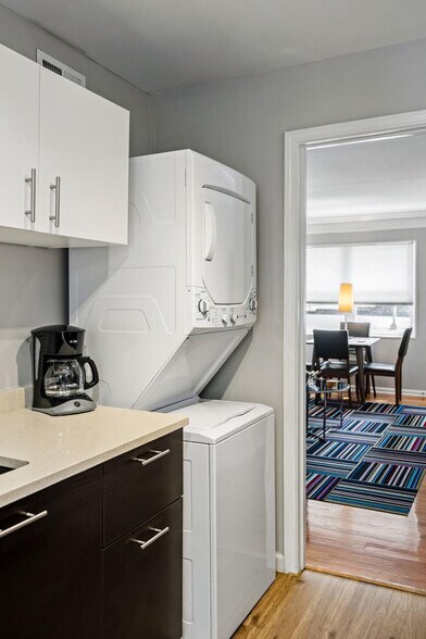 Building Photo - 23 Standish Ave NW