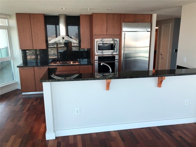 Building Photo - 3131 Michelson Dr