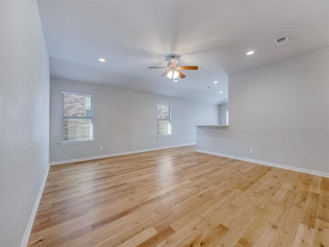 Building Photo - 3715 Brookstone Dr