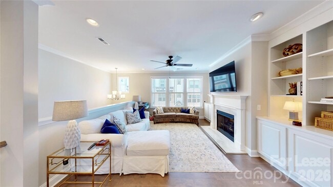 Building Photo - 421 Grey Reagan Trail