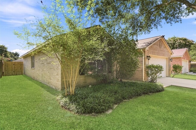 Building Photo - 14631 Hazy Ridge Ln
