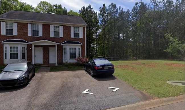 Primary Photo - 110 Picasso Dr