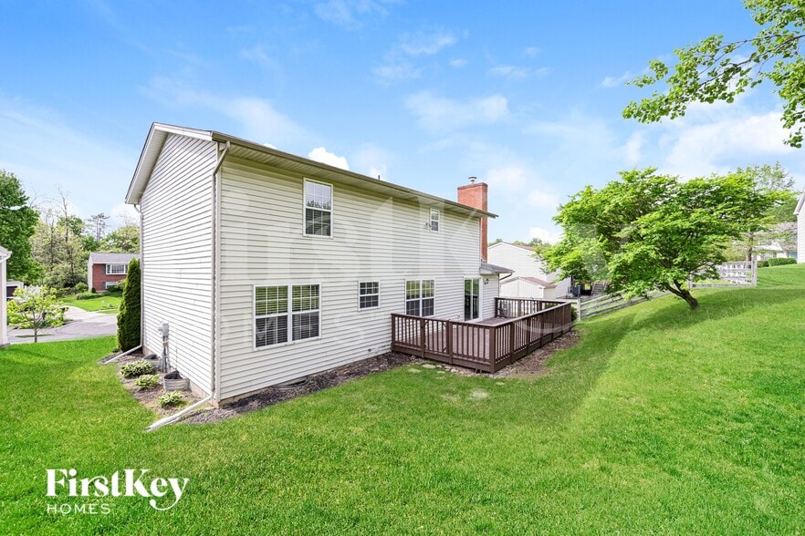 Building Photo - 5328 Orchard Dr
