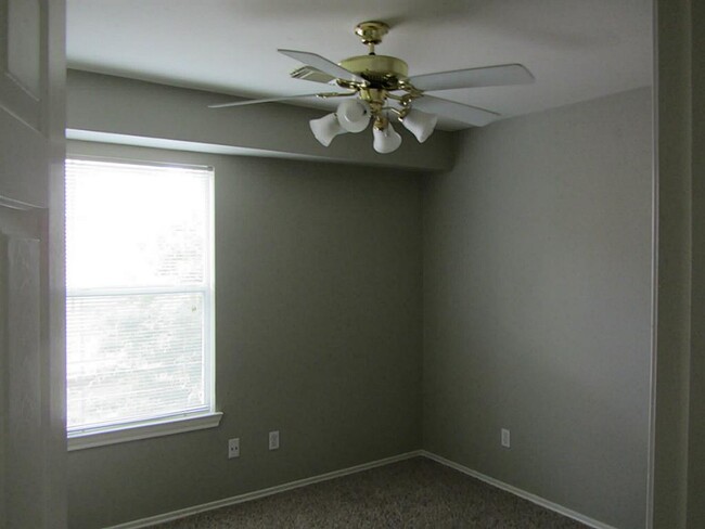 Building Photo - 16523 Beckland Ln