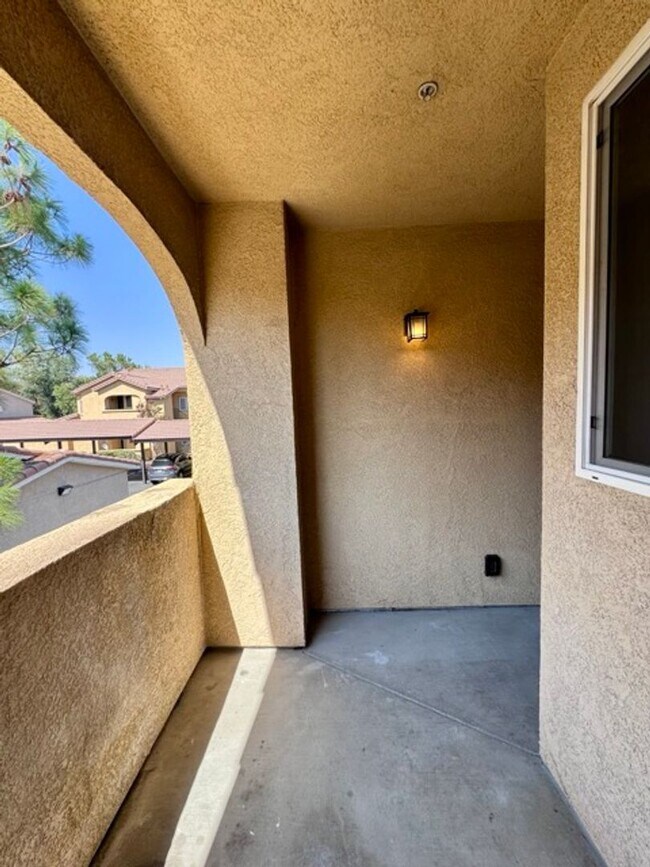 Building Photo - 41410 Juniper St