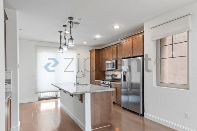 Building Photo - 2954 Worthing Common