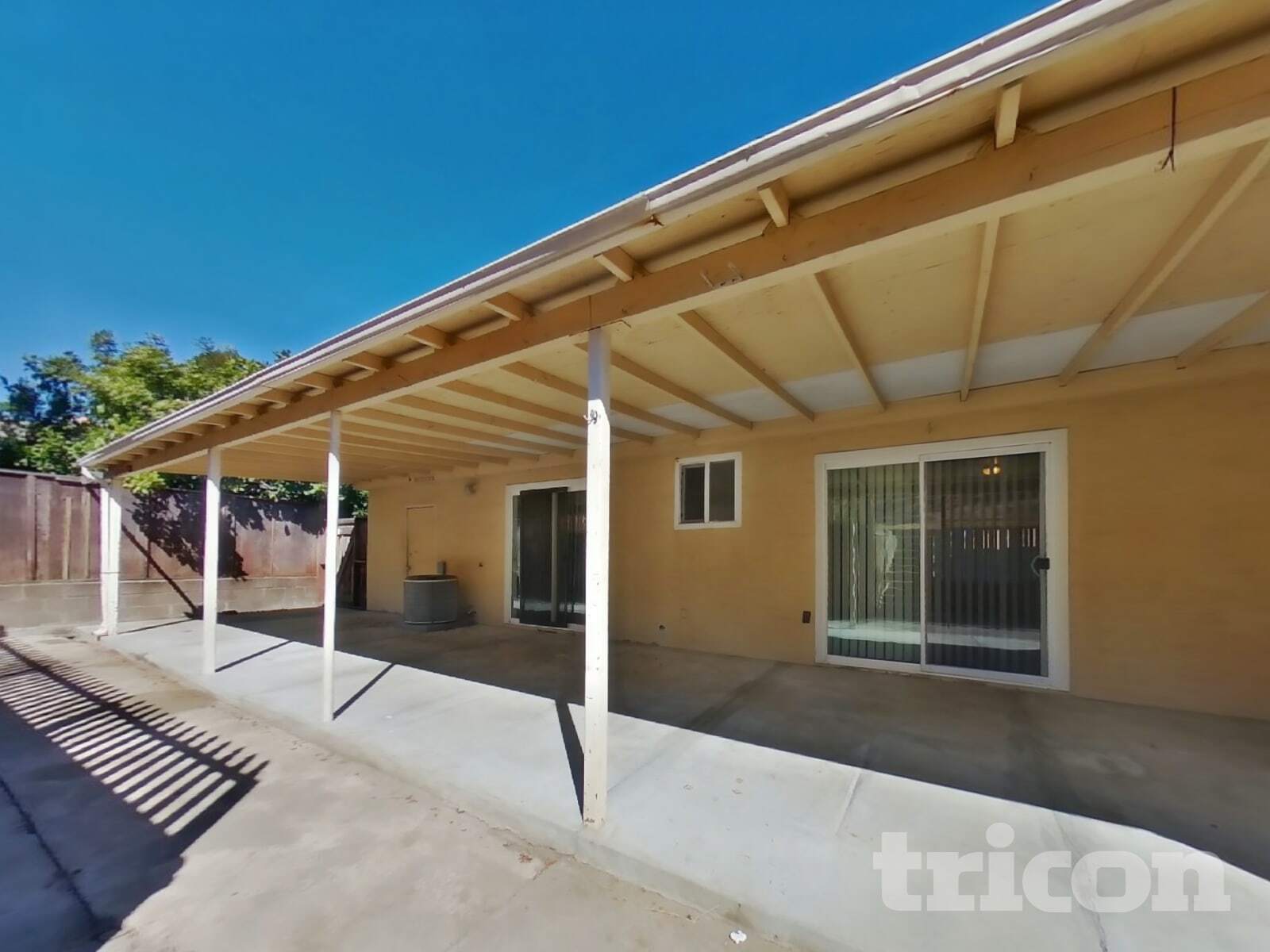 Building Photo - 783 Manor Rd