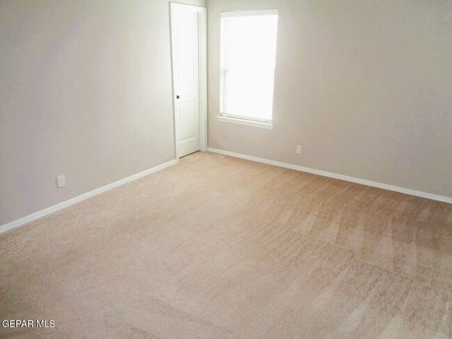 Building Photo - 13513 Coldham St