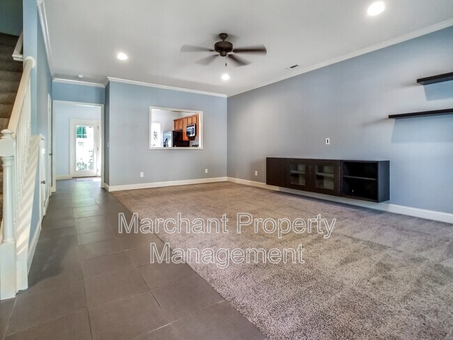 Building Photo - 209 Ashby Dr
