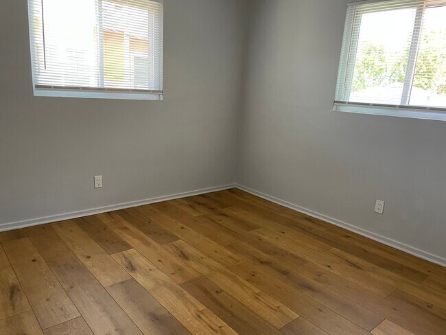 Bedroom - 1723 Delaware Ave