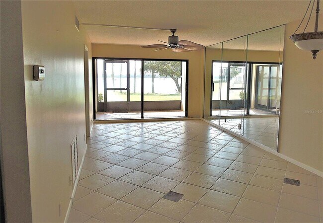 Building Photo - 6291 Bahia Del Mar Cir