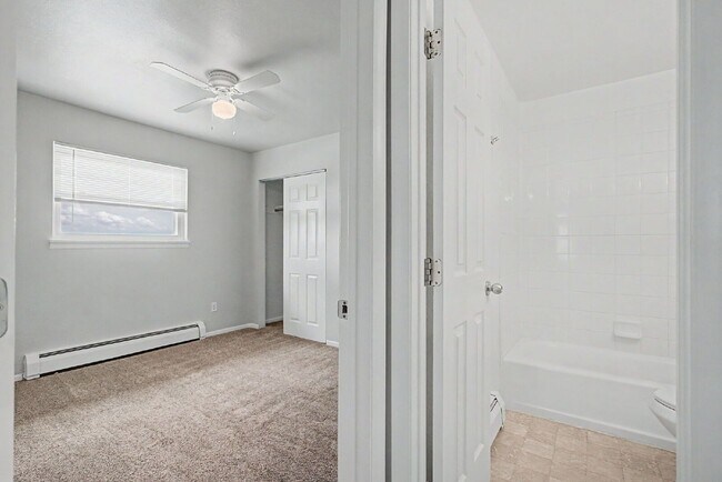 Building Photo - 1163 Cree Dr