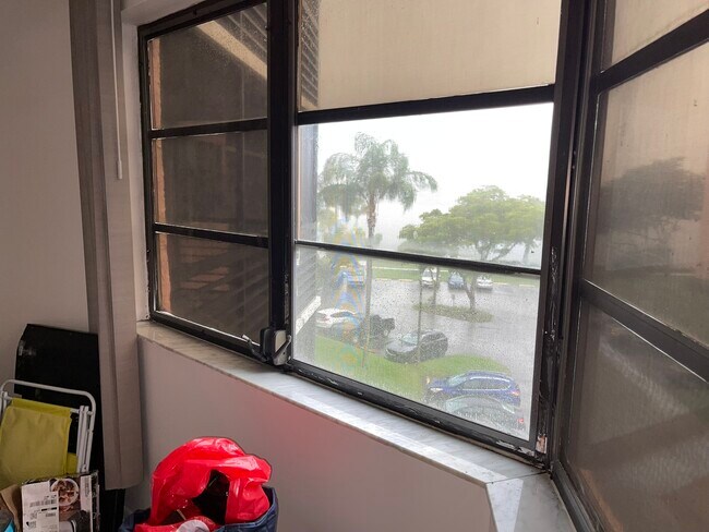 Building Photo - 20840 San Simeon Way