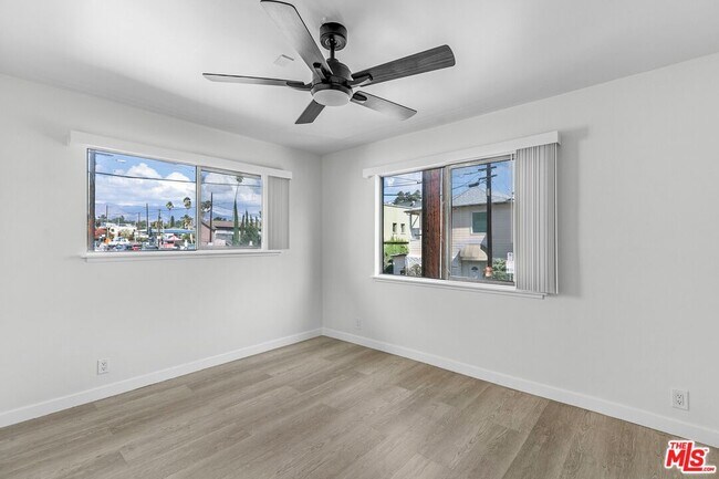 Building Photo - 129 S Avenue 64