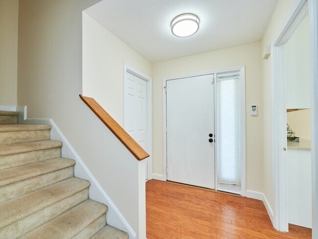 Building Photo - 35 Drummer Boy Way