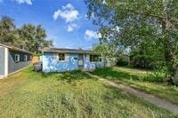 Building Photo - 708 S Roosevelt Ave