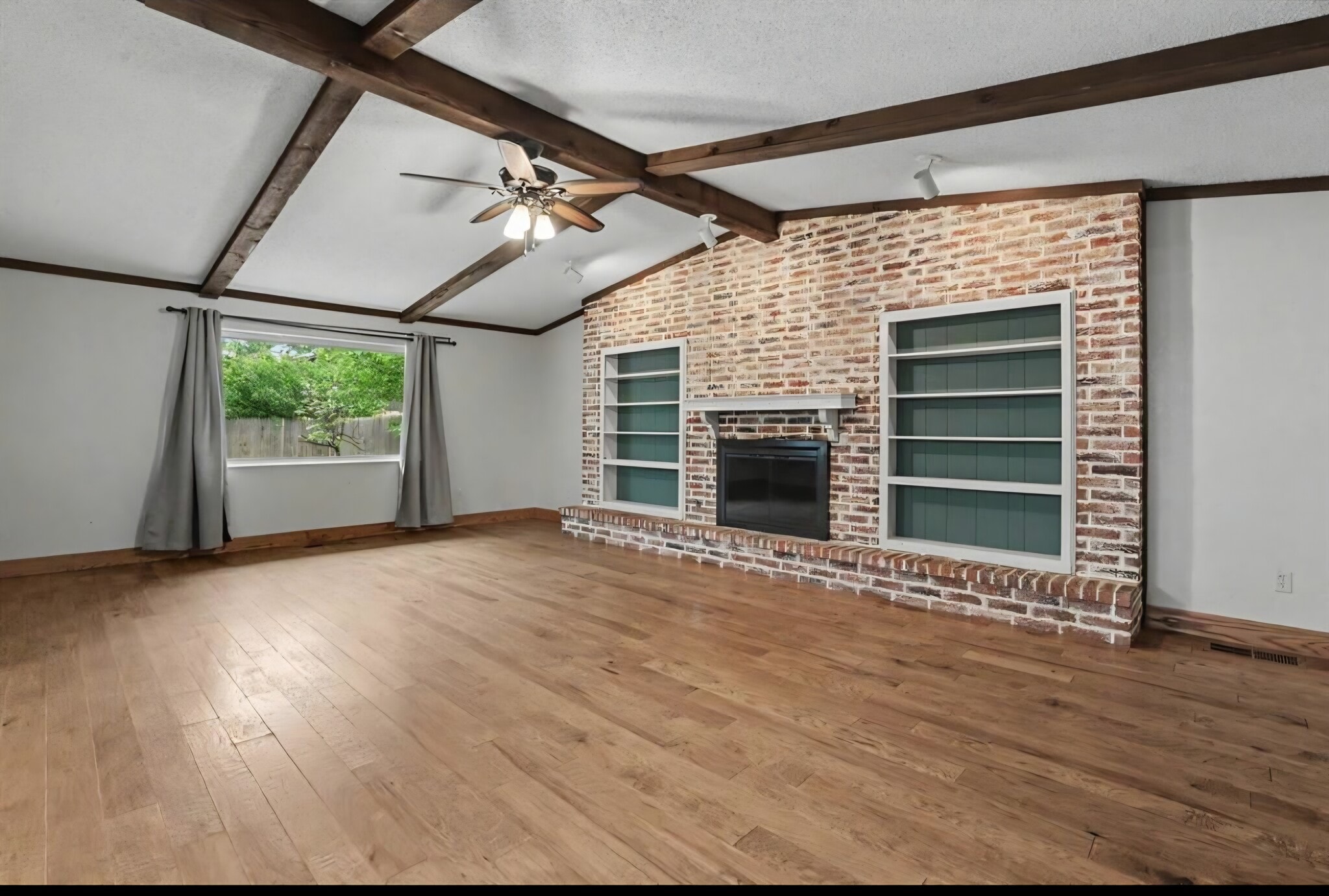 Living room - 2112 Bentham Pl