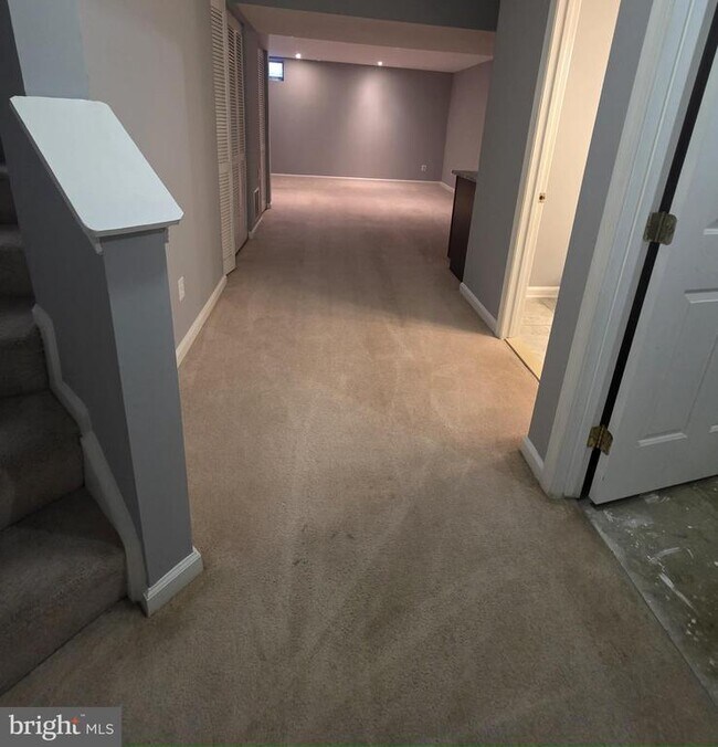 Building Photo - 12977 Abner Ave