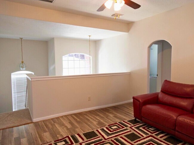 Building Photo - 15611 Mustang Island Dr