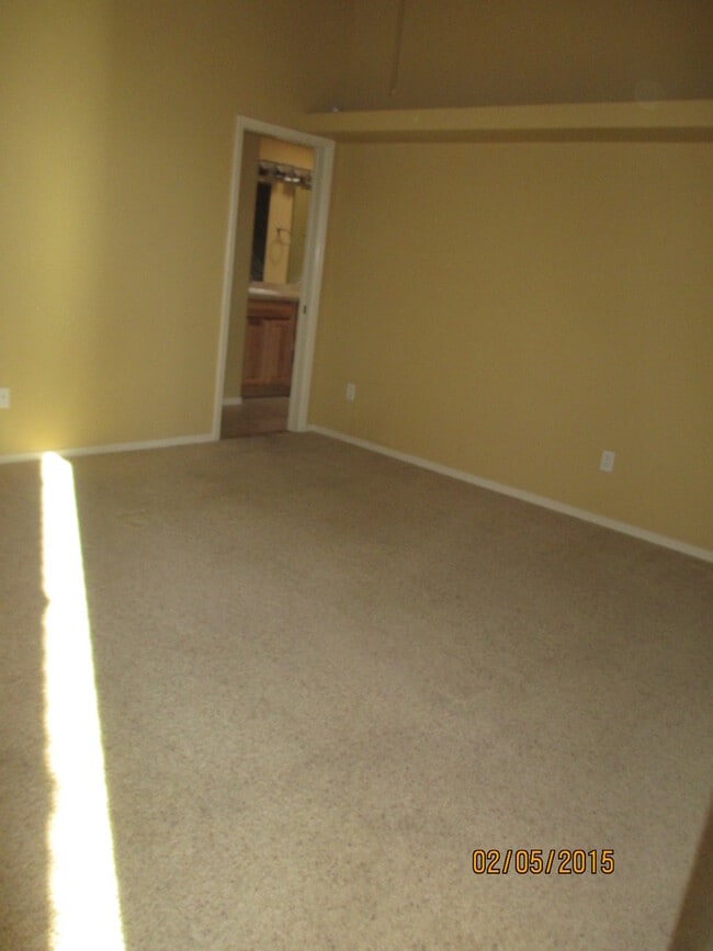 Building Photo - 2899 Longbow Dr