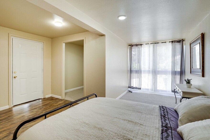 Building Photo - 5055 Old Dublin Rd