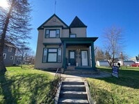 Building Photo - 236 E Dewald St