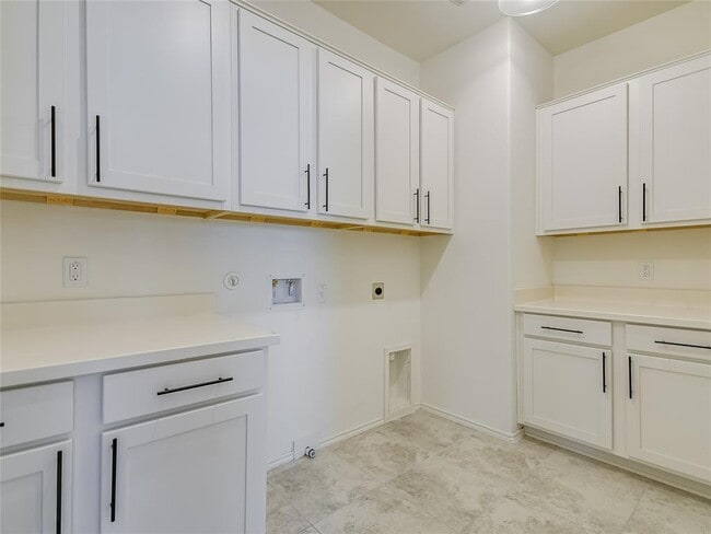 Building Photo - 10418 Bramble Berry Dr