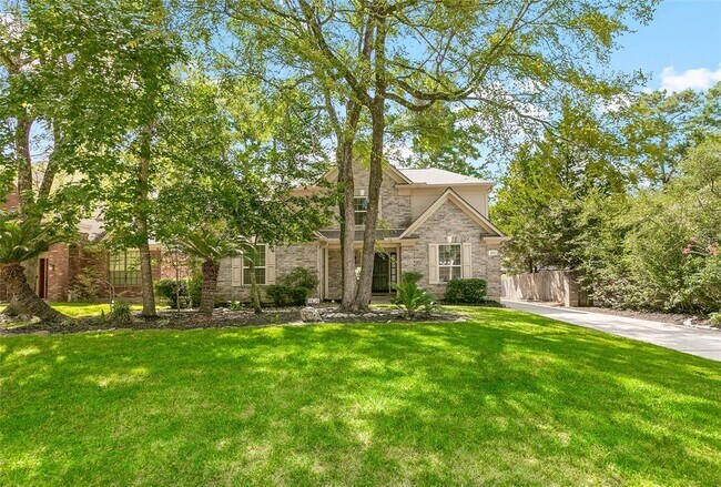 Primary Photo - 304 E Golden Arrow Cir