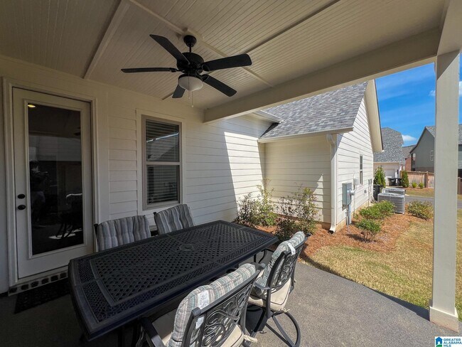 Building Photo - 4740 Arden Wy