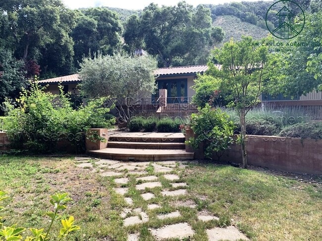 Building Photo - Updated, Sunny and Spacious 3/3 Carmel Val...