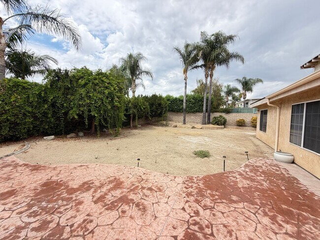 Building Photo - 2863 Sapphire Ave