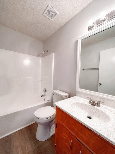 Building Photo - 470 Martha Ln