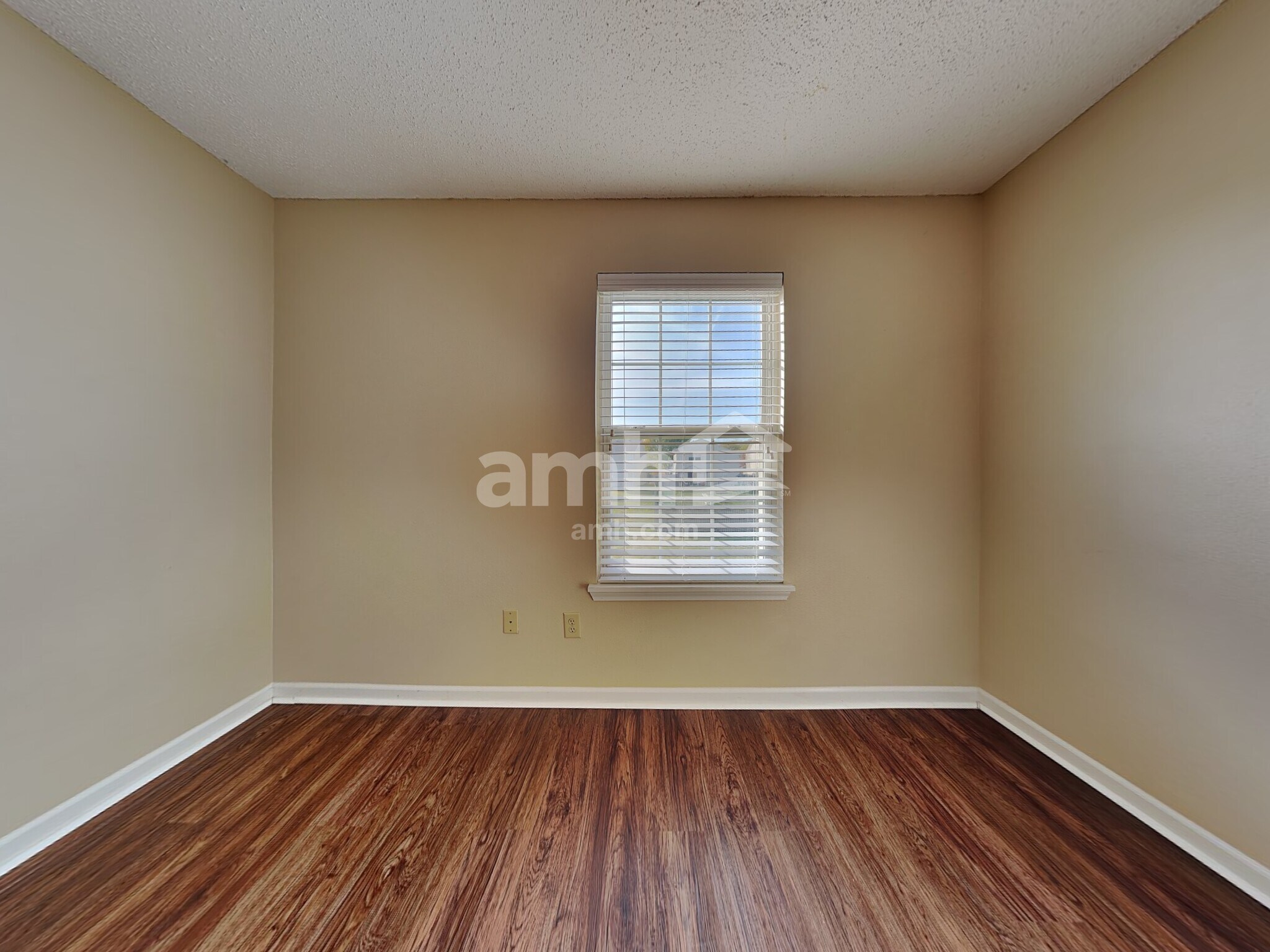 Building Photo - 15235 Follow Dr