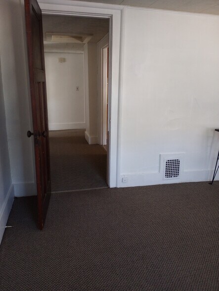 Living room view to hallway - 741 W Church St