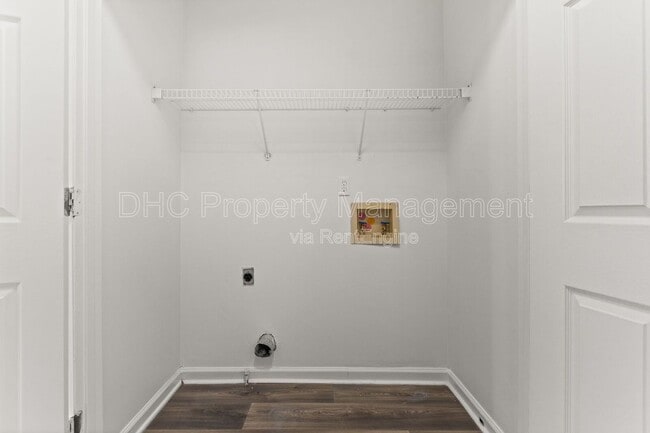 Building Photo - 3510 Ashley Station Dr SW