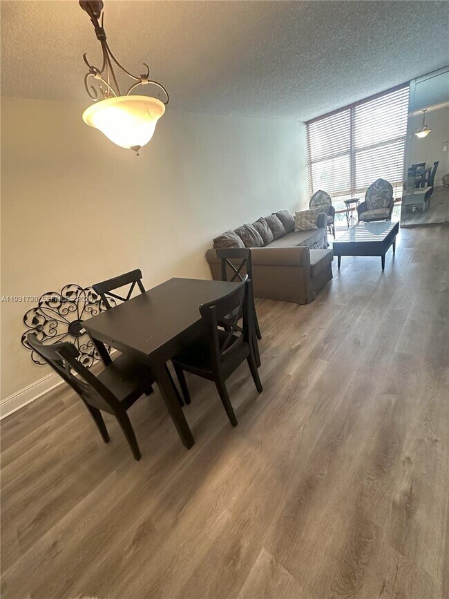 Building Photo - 210 172nd St