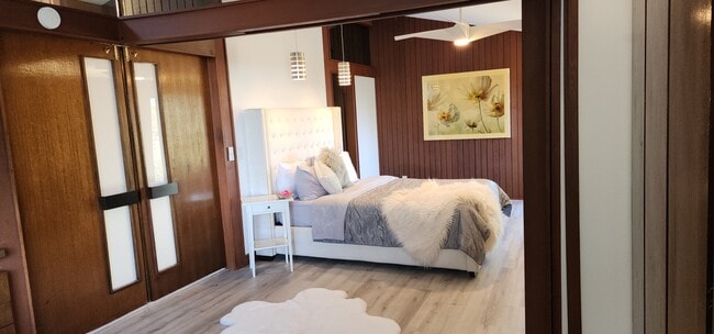 Building Photo - 100 Wimbledon Way