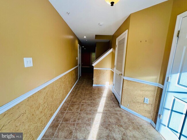 Building Photo - 4719 Ashforth Way