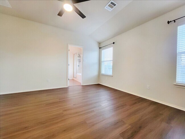 Building Photo - Beautiful 4 BR / 2 BA Home for Rent in Austin