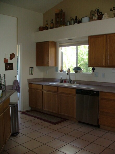 Kitchen - 6 Vista Bonita Dr