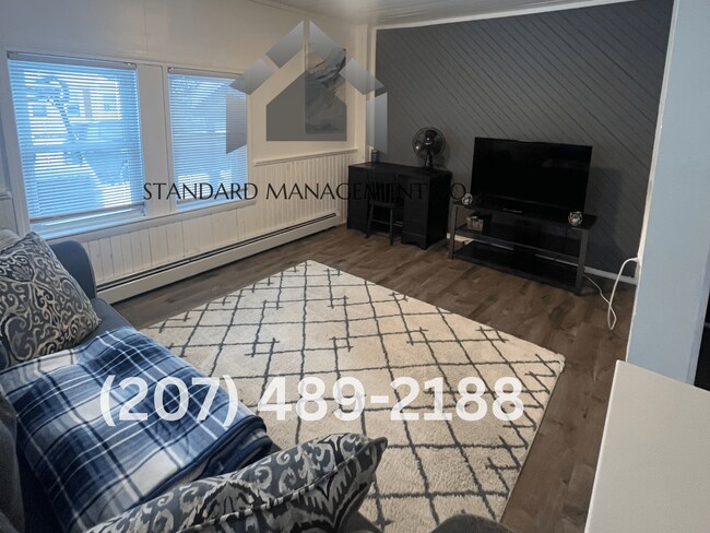 Building Photo - 3 Baker St