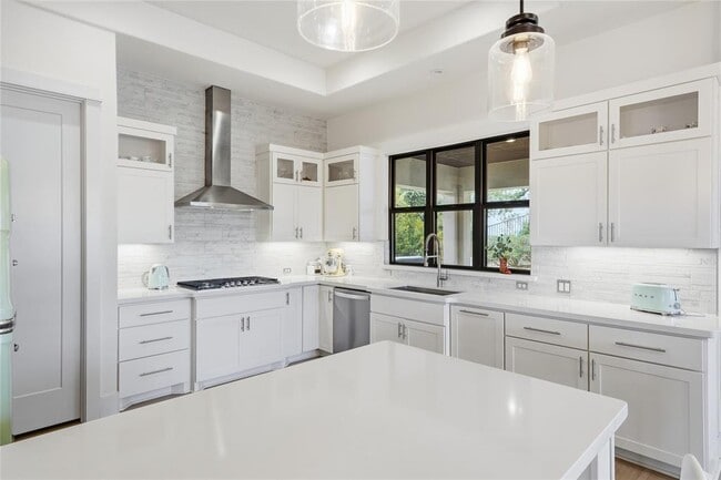 Building Photo - 321 Sweet Grass Ln