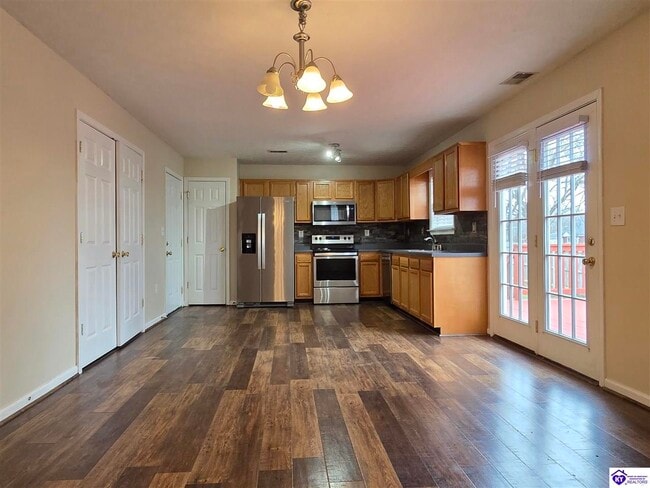 Building Photo - 104 Dante Ct