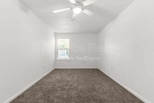 Building Photo - 2317 Maple Ave